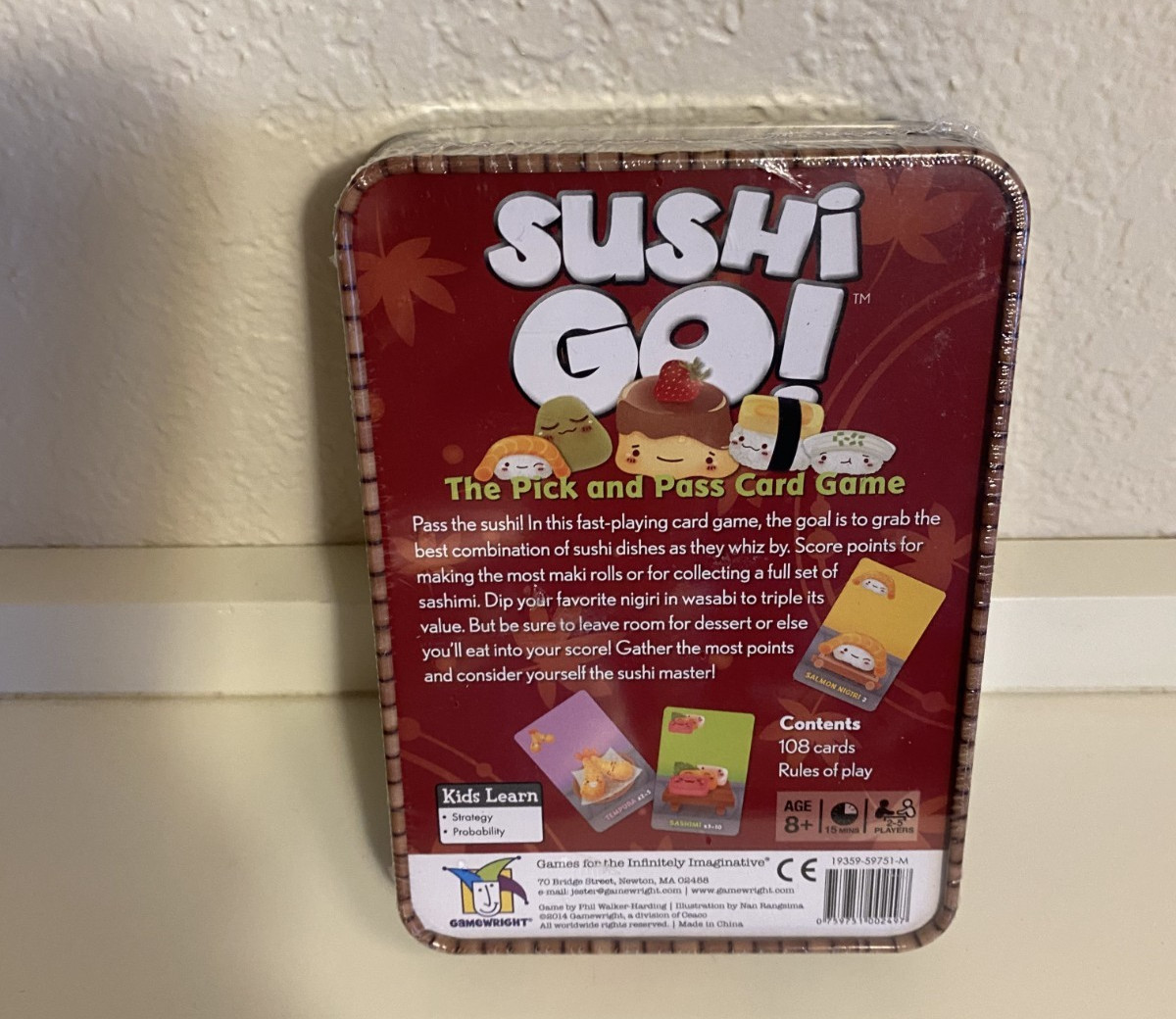 Sushi Go! The Pick and Pass Card Game NEW Sealed Best Toy Award Winner