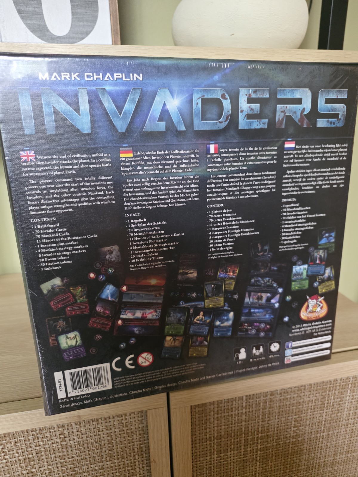 Invaders Board Game White Goblin Games – Mark Chaplin – New!