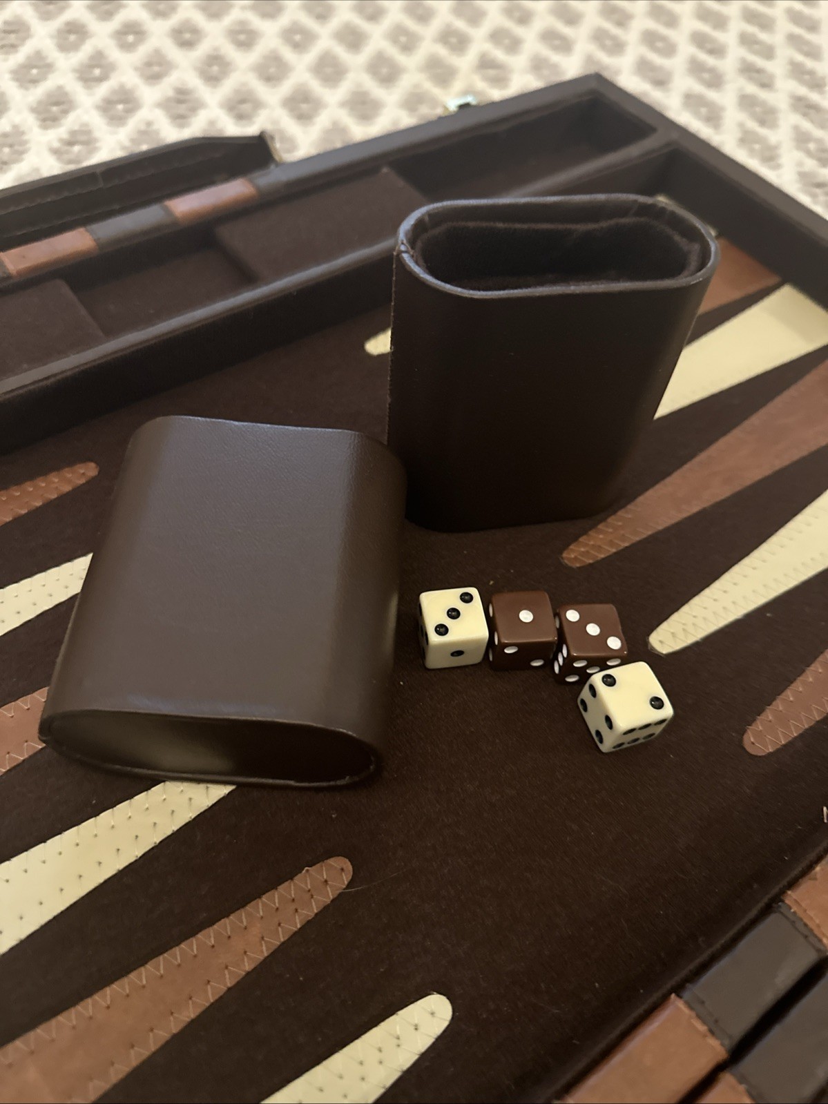 Vintage Backgammon Set Travel Case Leatherette Complete w Dice Cups 1950s 60s
