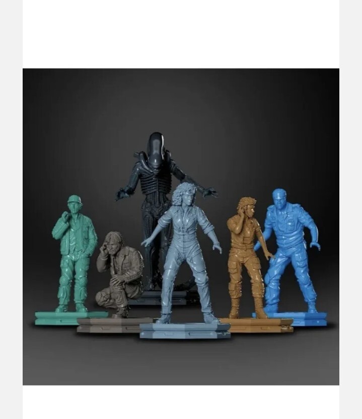 Alien / Fate of The Nostromo / Board Game / 6 figures / 5final missions
