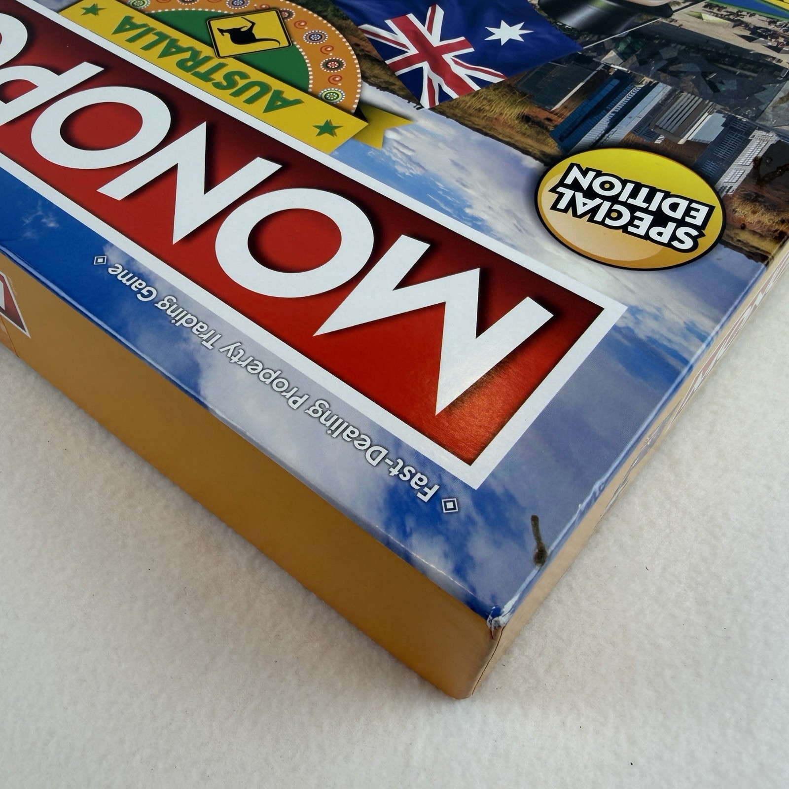 Hasbro Monopoly Australia Board Game Special Edition 2016 New Opened Box