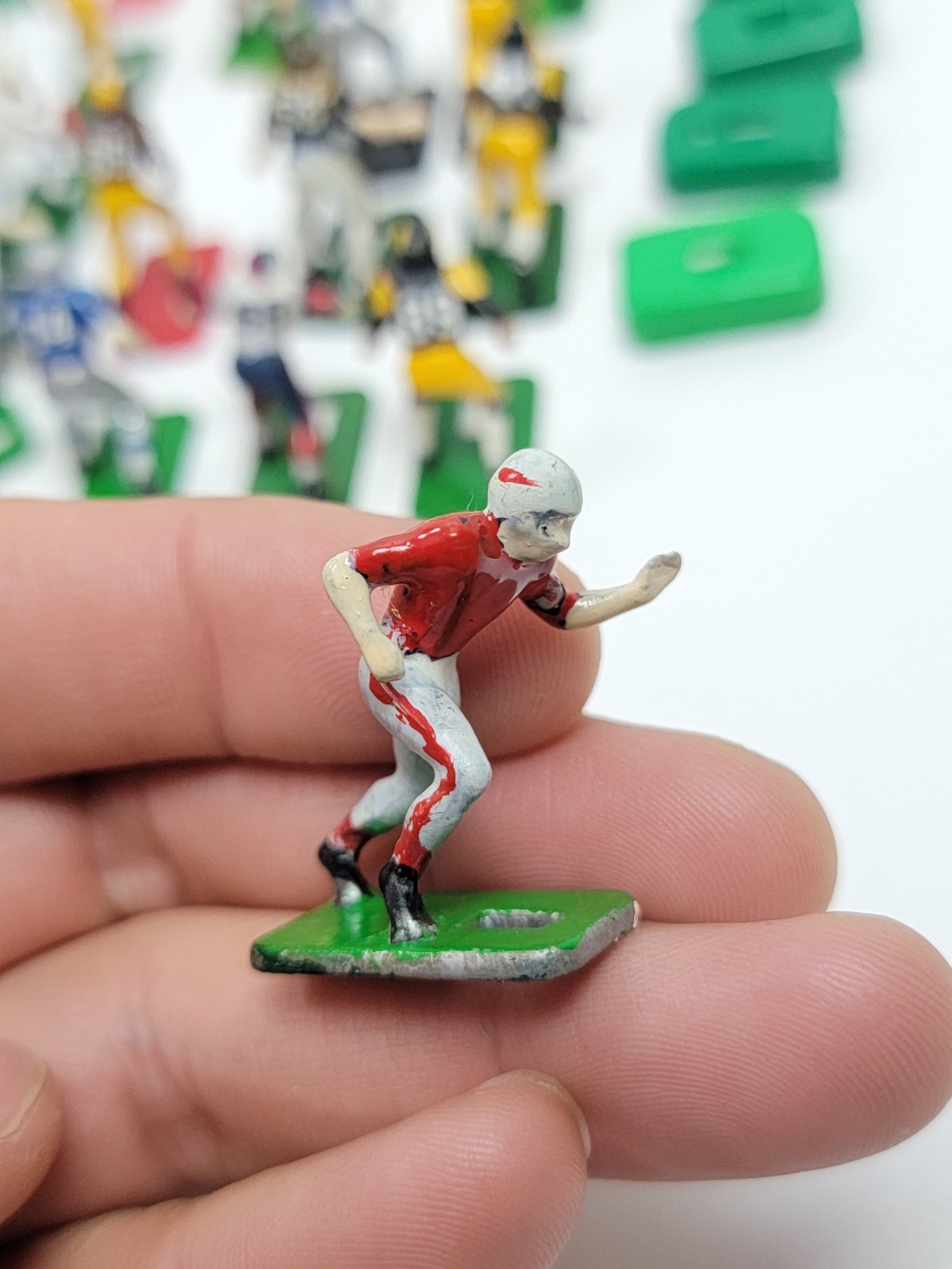 Vintage Tudor Electric Football Game NFL Team Figures Lot Of 24 Mixed