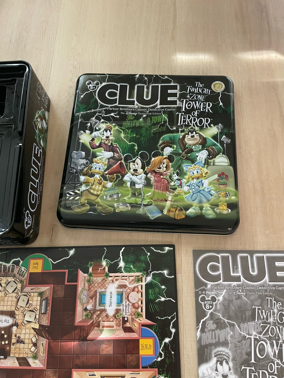 2007 Clue Twilight Zone Tower Of Terror Disney Parks Exclusive Tin Game Complete