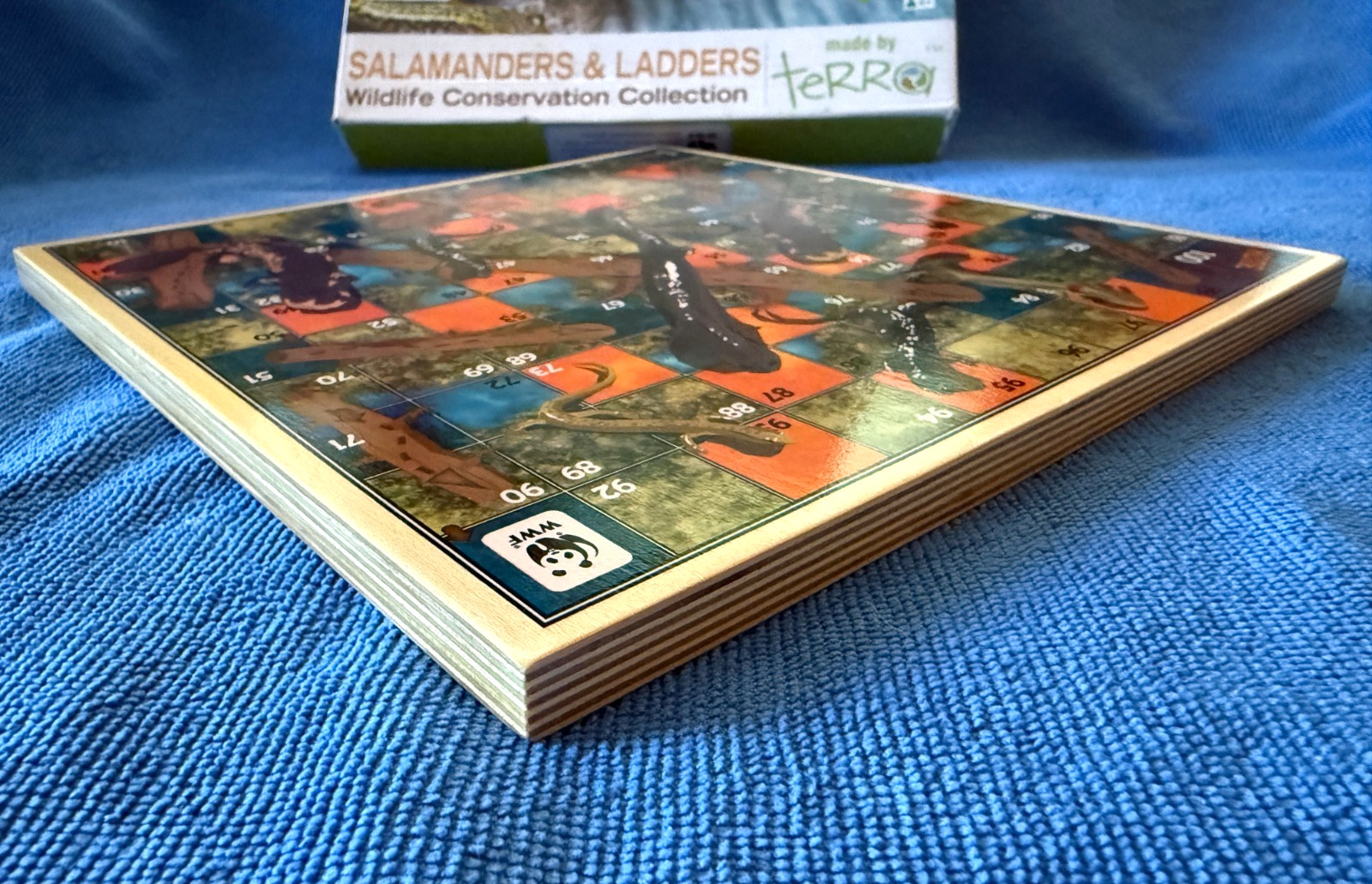 OOP SALAMANDERS (Snakes Chutes) AND LADDERS boardgame WOODEN BOARD game insects