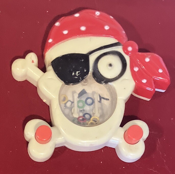 Vintage RINCO TOYS Hand Held Travel Pirate Water Ring Toss Game 4.5”