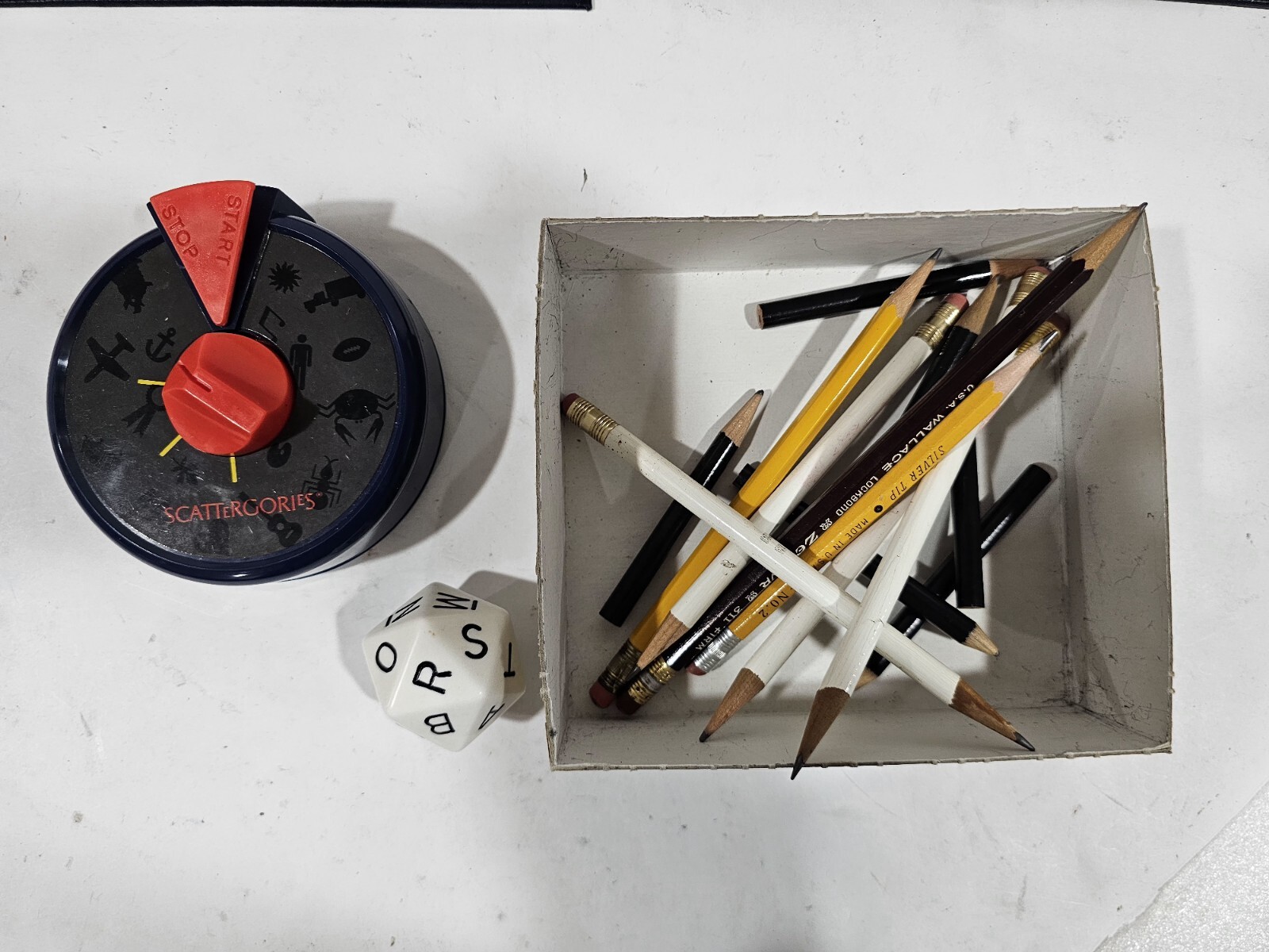 The Game Of Scattergories Parker Brothers Vintage Game
