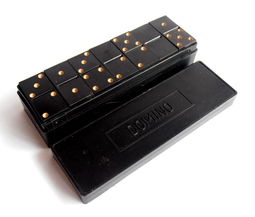 1960s USSR Lithuanian Bakelite DOMINOES in Original Box 16+