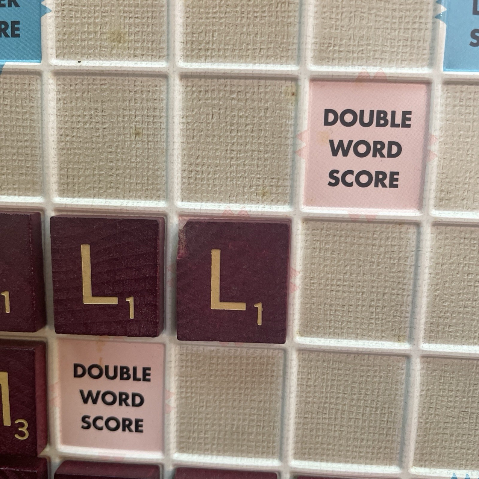 Scrabble Deluxe Turntable Crossword Game Parker Brothers Hasbro 2001 COMPLETE