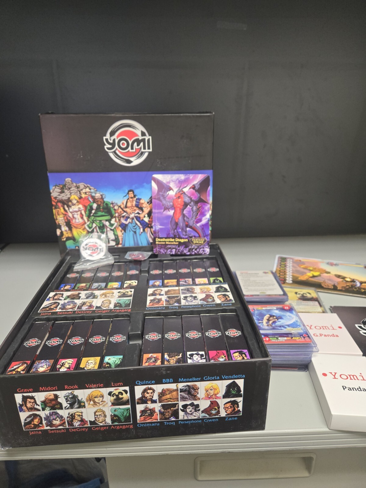 Yomi: Round 1 One – Fighting Card Game Sirlin Games Box set. Complete!