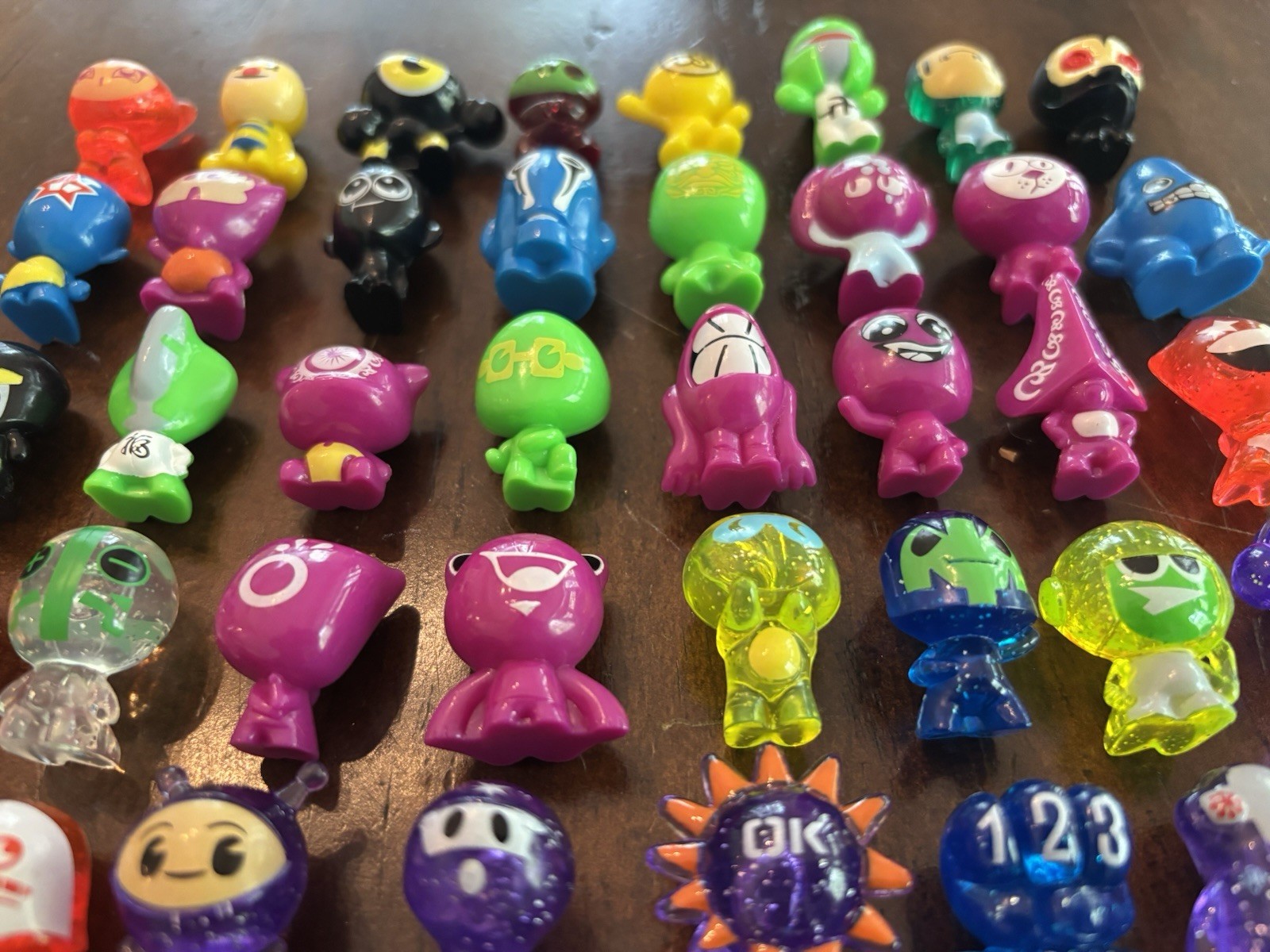 100% Complete SET of Series 2 EVOLUTION Gogos Crazy Bones gogo’s