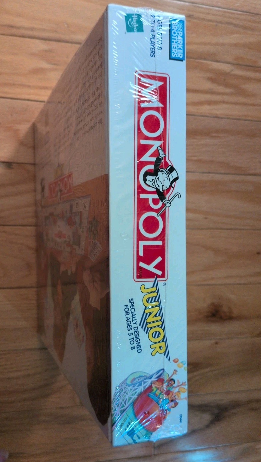 Vintage ‘Monopoly Junior’ Board Game Parker Brothers Hasbro 1999. Factory Sealed