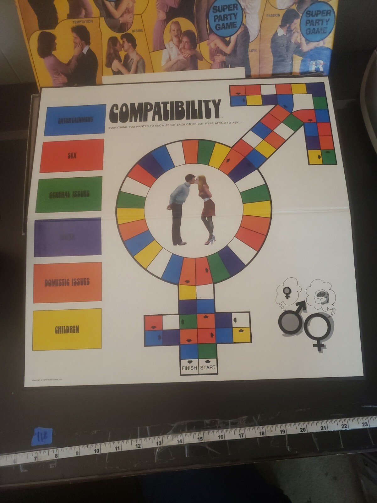 RARE BOX 1981 Compatibility Party Board Game, Paragon Reiss Game COMPLETE