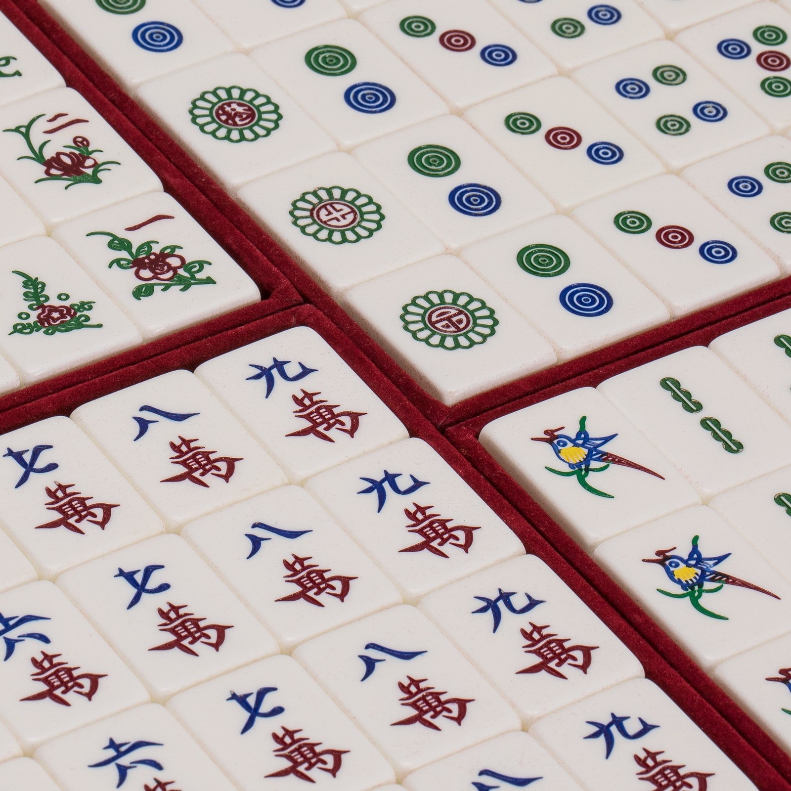 Yellow Mountain Imports Classic Chinese Mahjong Game Set – Emerald – with 148 Tr