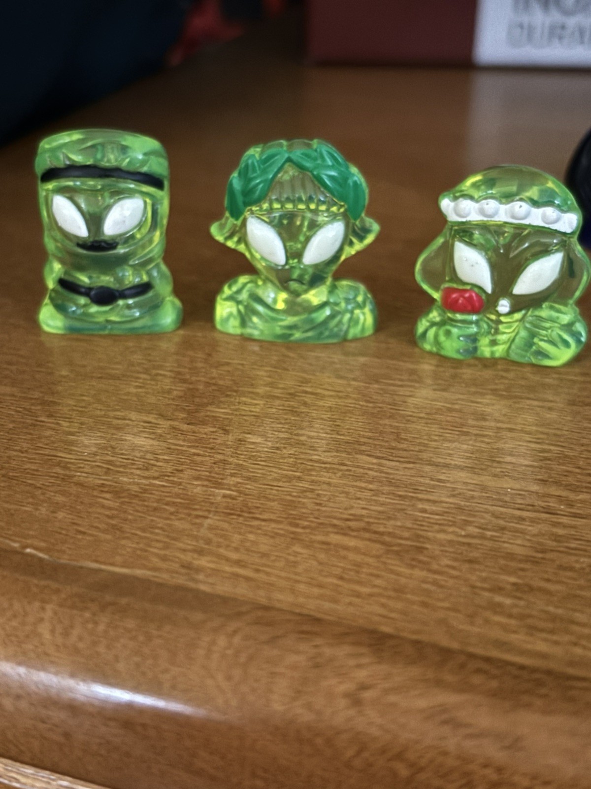 Gogo’s Crazy Bones – Aliens & Monsters Lot of 49