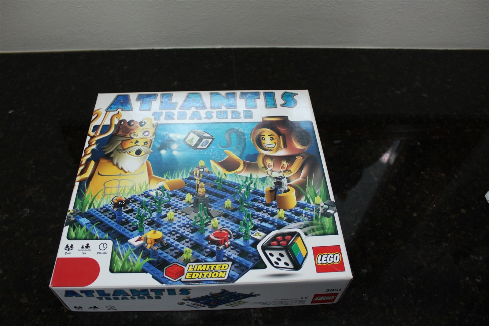 2010 Lego Limited Edition Atlantis Treasure Building Game Set #3851 2-4 Players