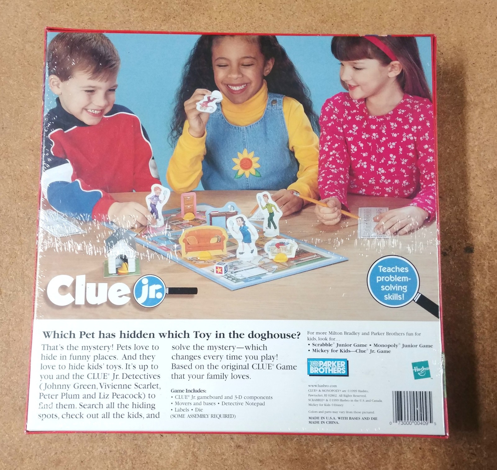 Hasbro Clue Jr The Case of the Hidden Toys Board Game Problem Solving