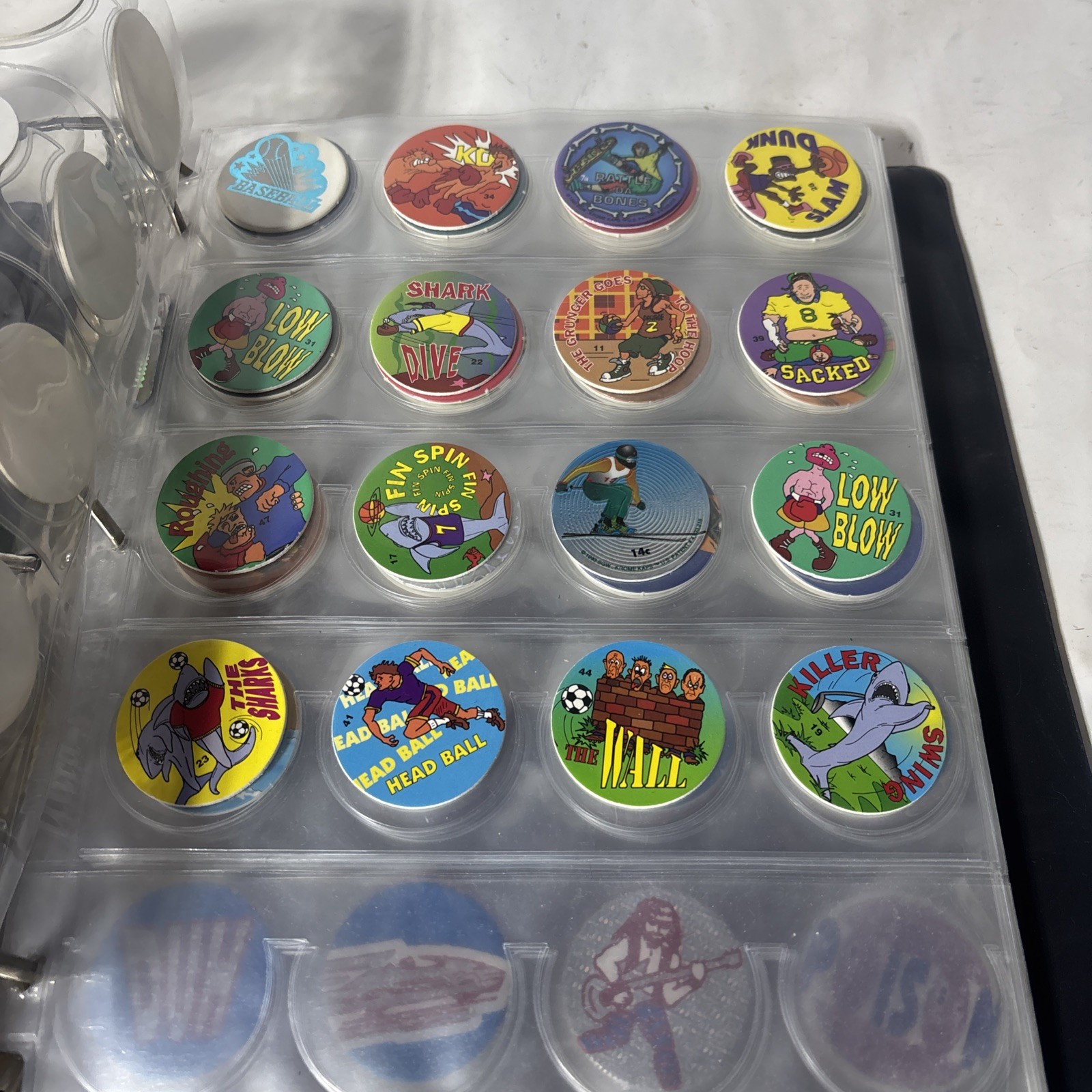 Vintage Pogs/Milk Caps 90’s Lot Of 200+ Pieces – Mixed Collection Binder/Sleeves