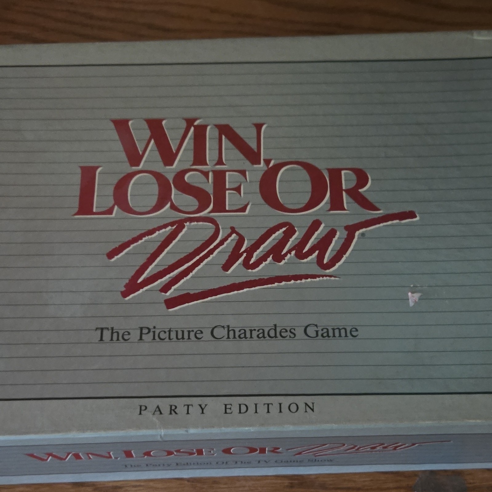 Milton Bradley Win, Lose or Draw Party Charades Game w/ Timer 3+ Players 1988