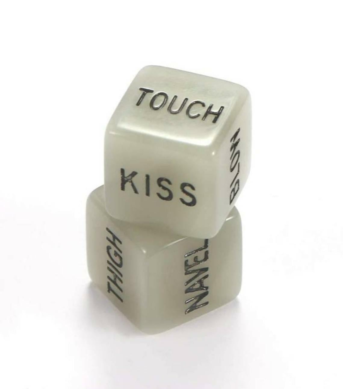 2pcs Glow in the Dark Sex Dice Adult Game Kama Sutra Couples Bachelorette Gift