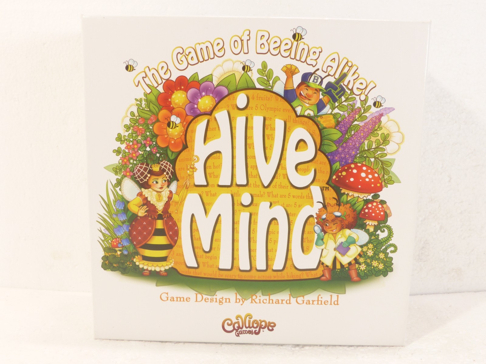 Hive Mind: The Game of Beeing Alike! [1st Edition] 2016 Calliope Board Game NEW!