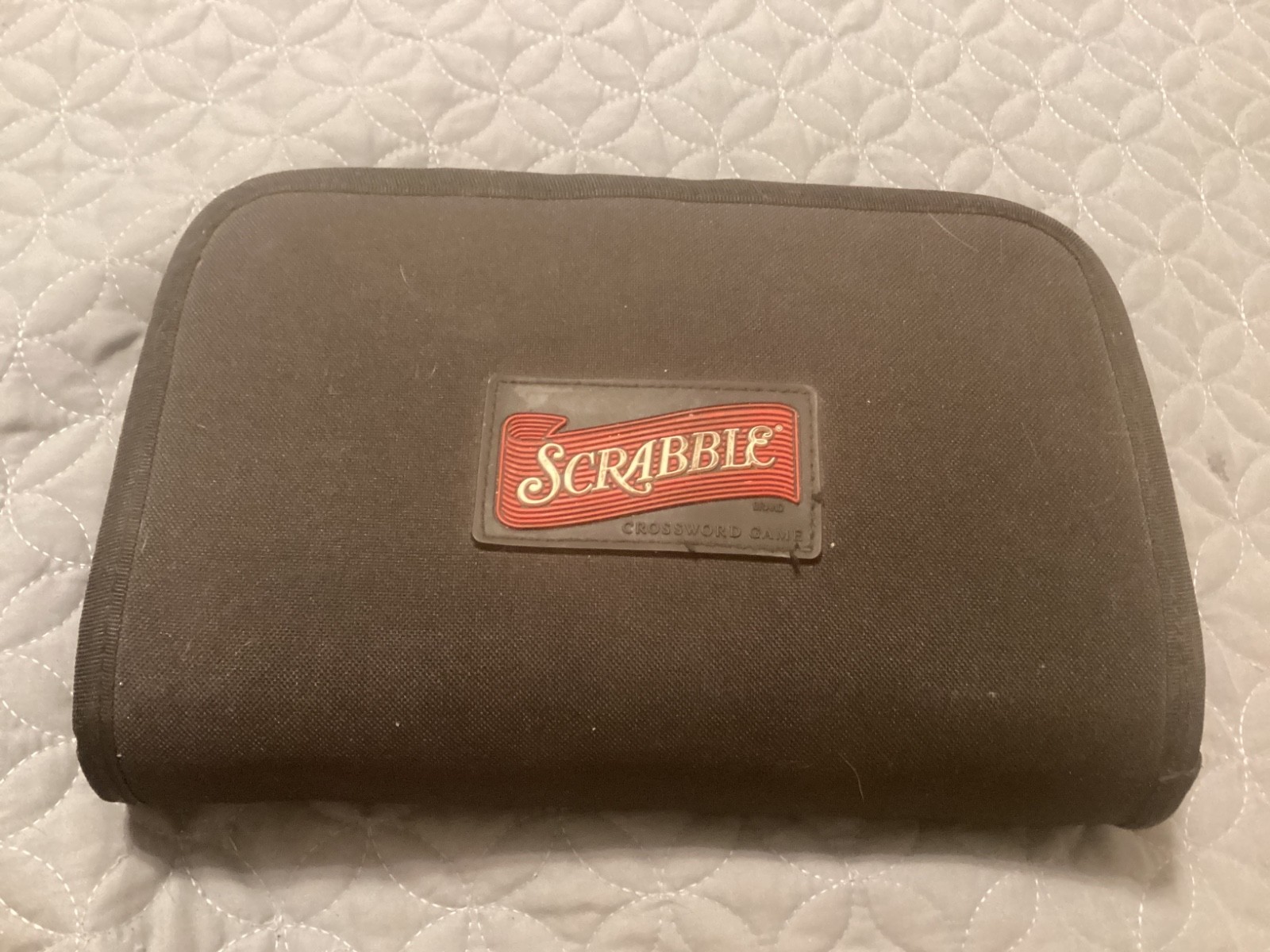 SCRABBLE FOLIO/ TRAVEL EDITION COMPLETE, EXC. COND, 100 TILES/ FREE POSTAGE!!!!!