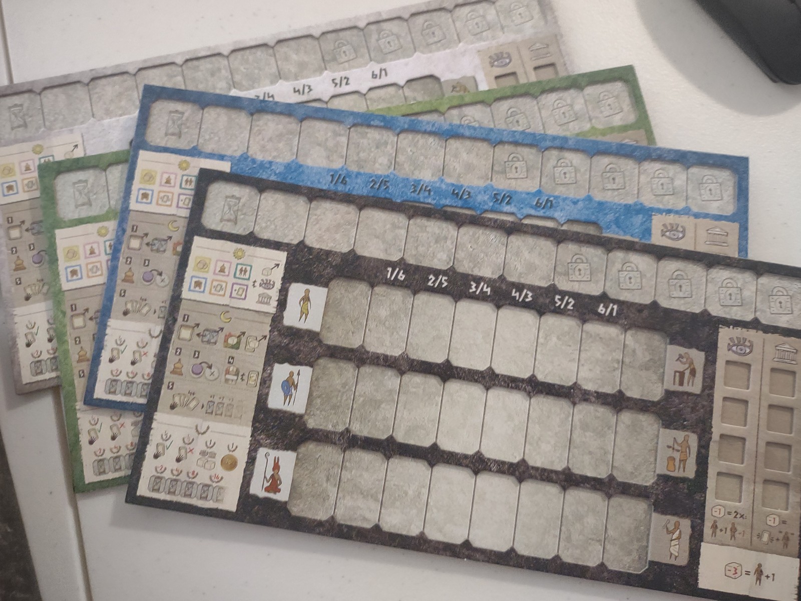 Gentes: Deluxified Edition (Kickstarter Version)