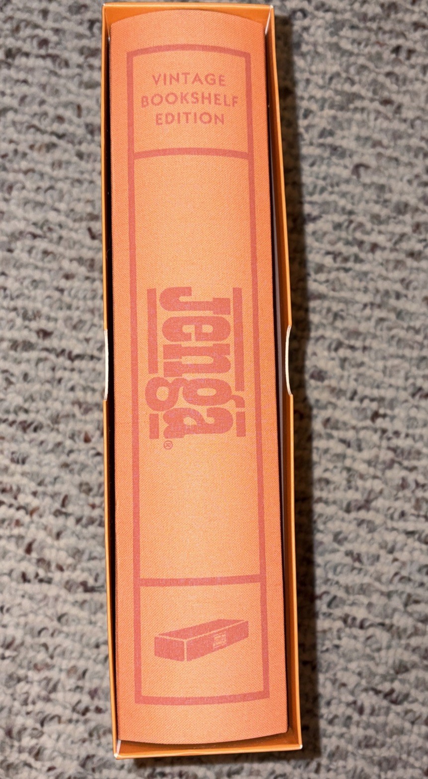 Jenga Vintage Bookshelf Edition