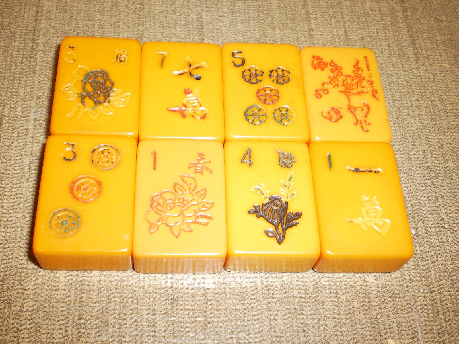 8 VTGE ROYAL MAH JONG MAJONG TILES CATALIN BAKELITE FOR CRAFTS JEWELRY