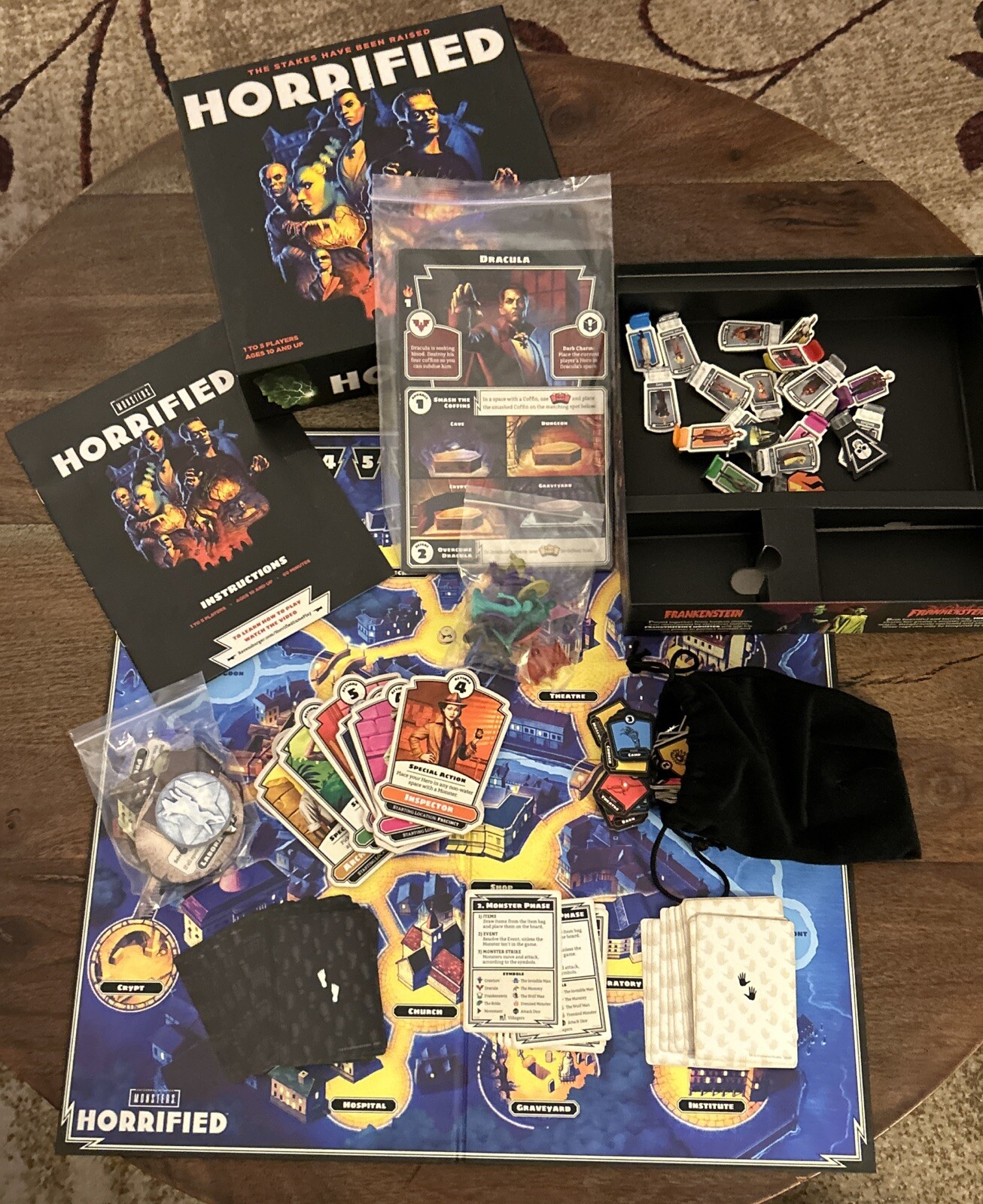 Universal Studios HORRIFIED Monsters Strategy Board Game Ravensburger Complete