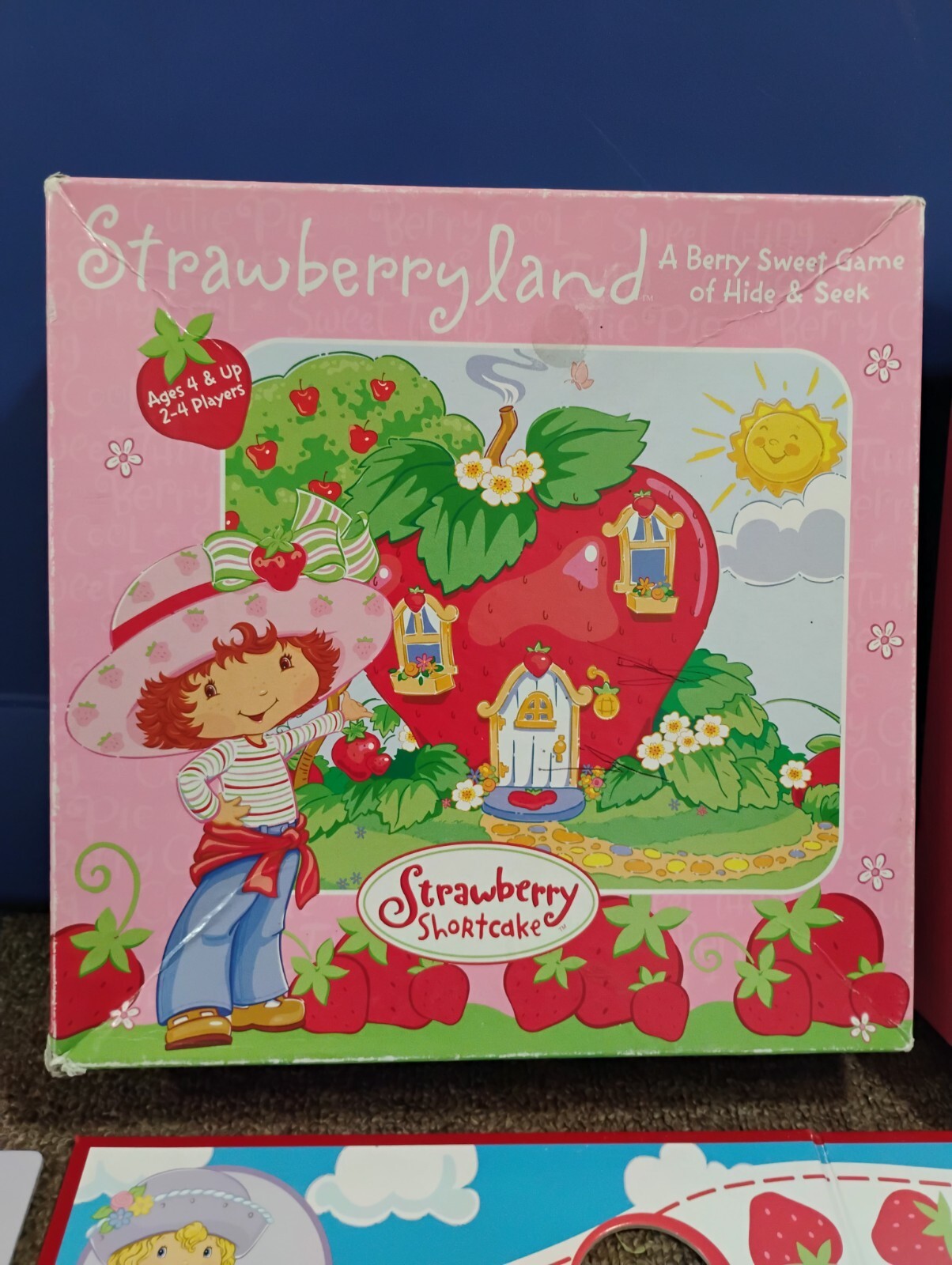 Vntg 2003 Strawberry Shortcake Strawberryland Berry Sweet Board Game Hide & Seek