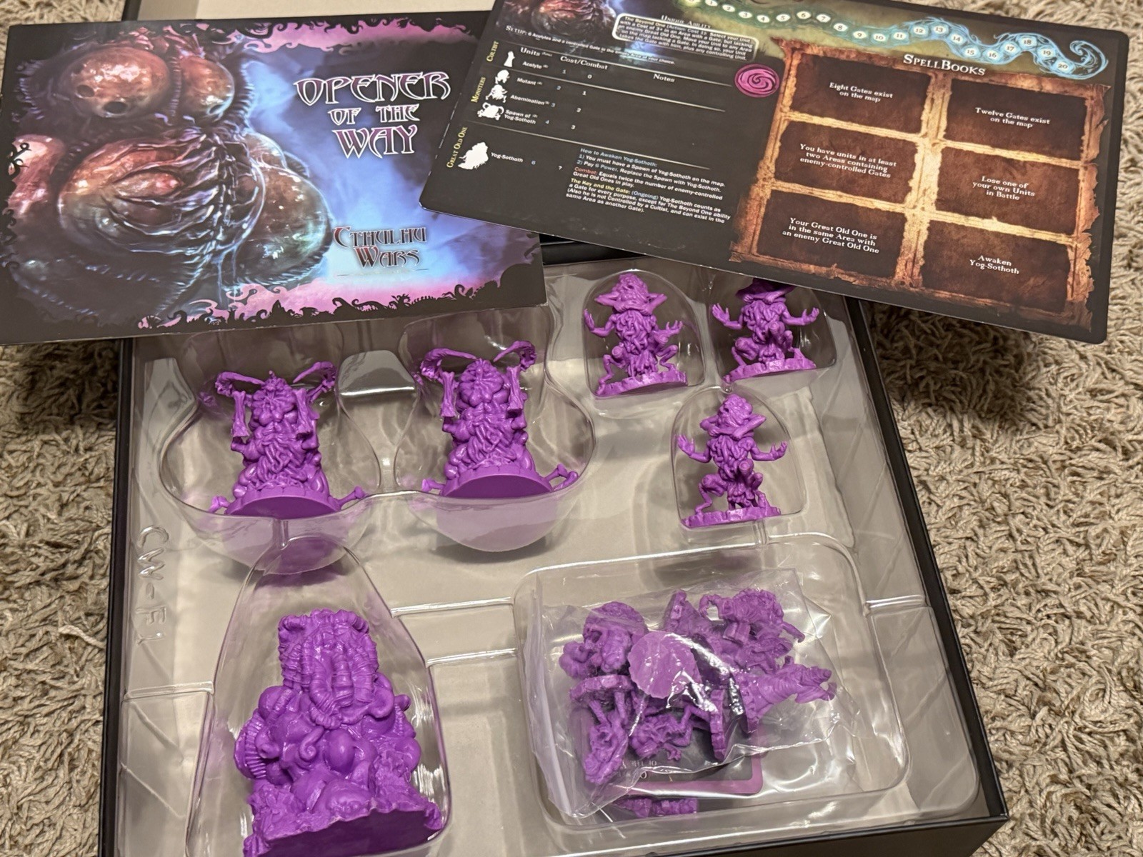 Cthulhu Wars Kickstarter 1st Ed + Windwalker + Opener of the Way + High Priests