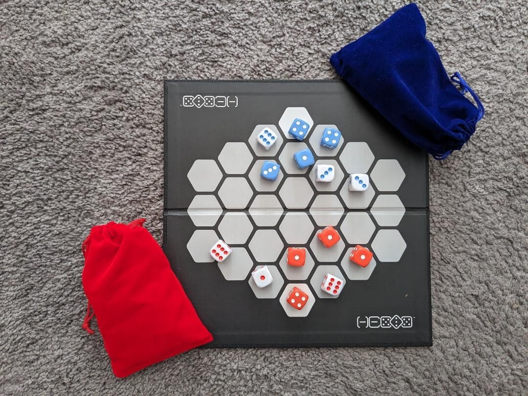 Hexix – A Strategy Board Game