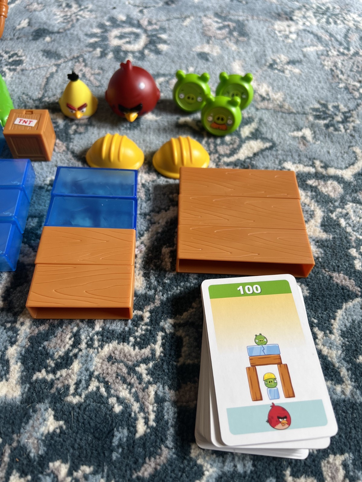 Angry Birds On Thin Ice Mattel 2011 Board Game READ DESCRIPTION (Missing A Card)