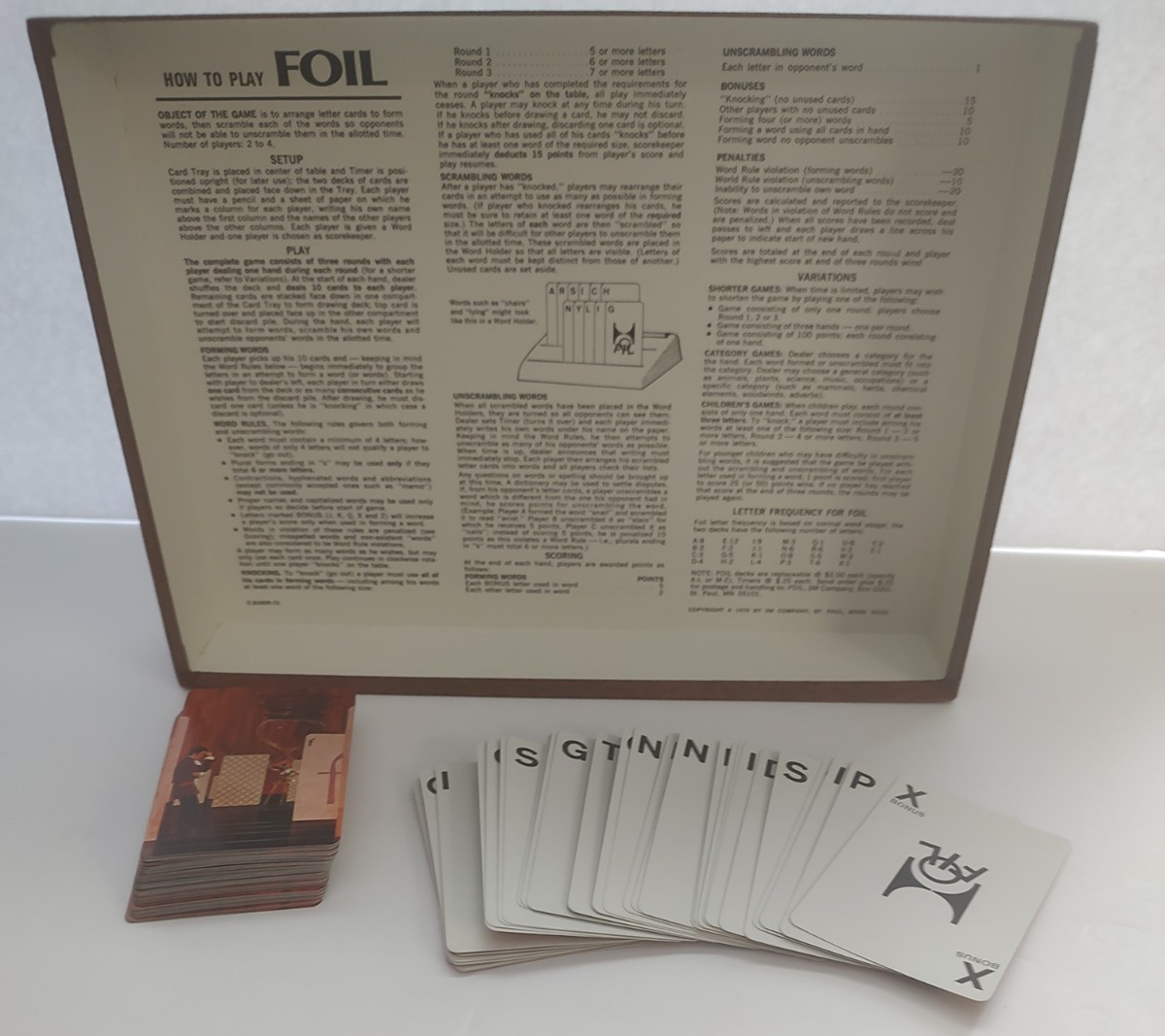 Foil Challenging Game Of Words And Wits 3M Bookshelf Games Board Game Complete!