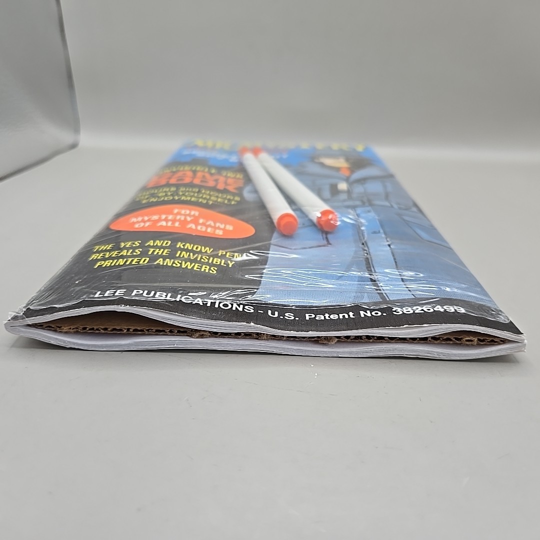 NEW Vintage Mr. Mystery Yes & Know Secret Agent Spy Book Invisible Ink Game Book