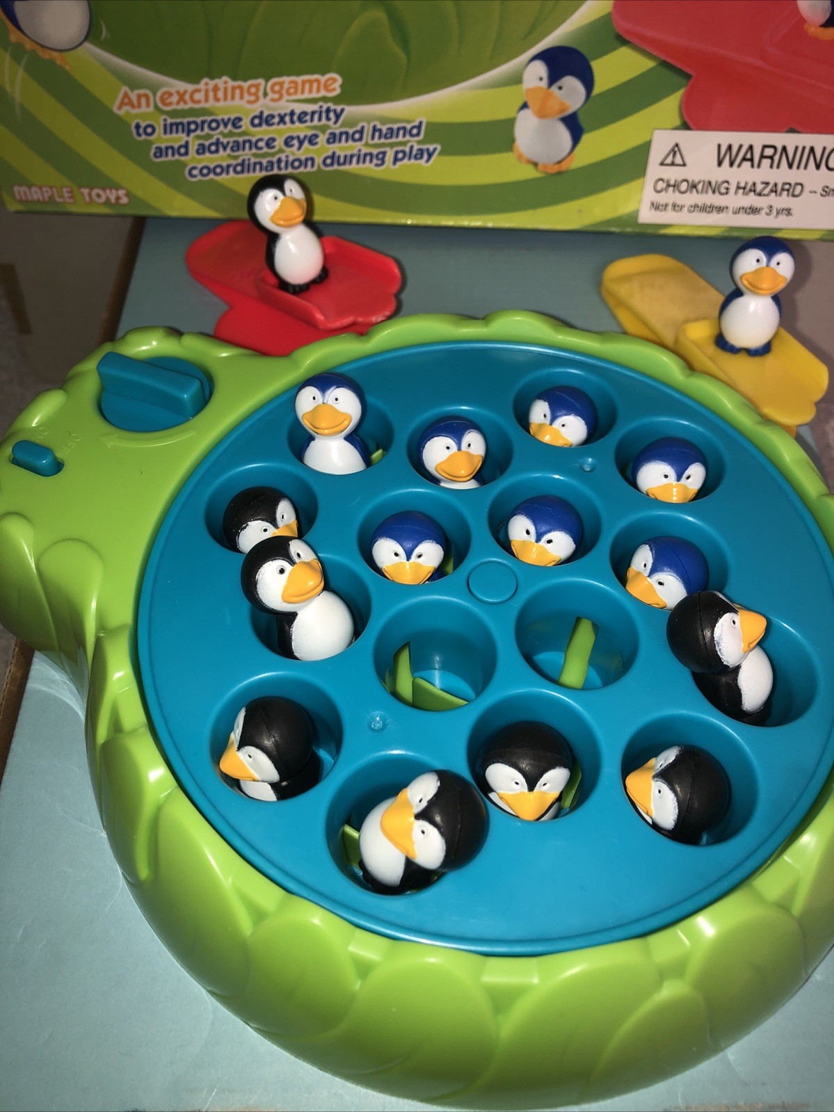 Maple Toys Penguin Flip Game~A Game To Improve Dexterity & Eye/Hand Coordination