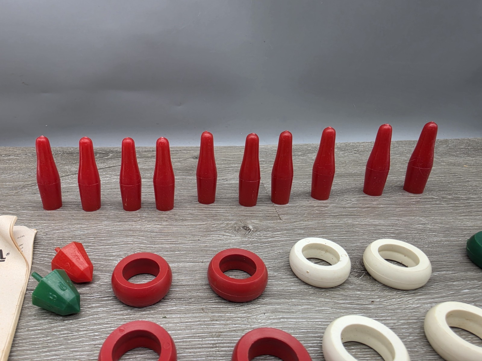 Lot of 38 Carrom Board Game Replacement Pieces And Instructions