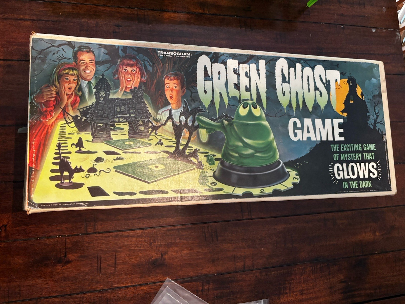 Vintage 1965 Green Ghost Glow In the Dark Board Game 99% Complete Excellent Box!