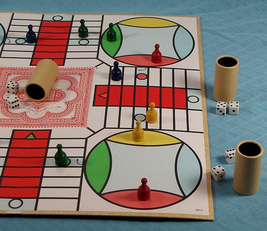 Parcheesi Game, Deluxe Edition, Milton Bradley, 1989