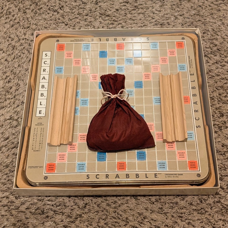 Scrabble Deluxe Edition Turntable Crossword Rotating Milton Bradley 1989 Complet