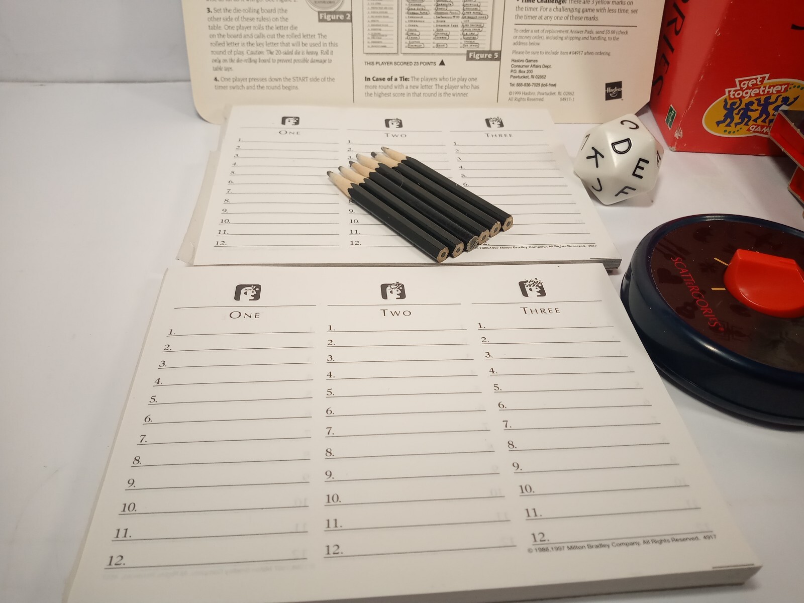 The Game Of Scattergories (1999, Hasbro) Complete