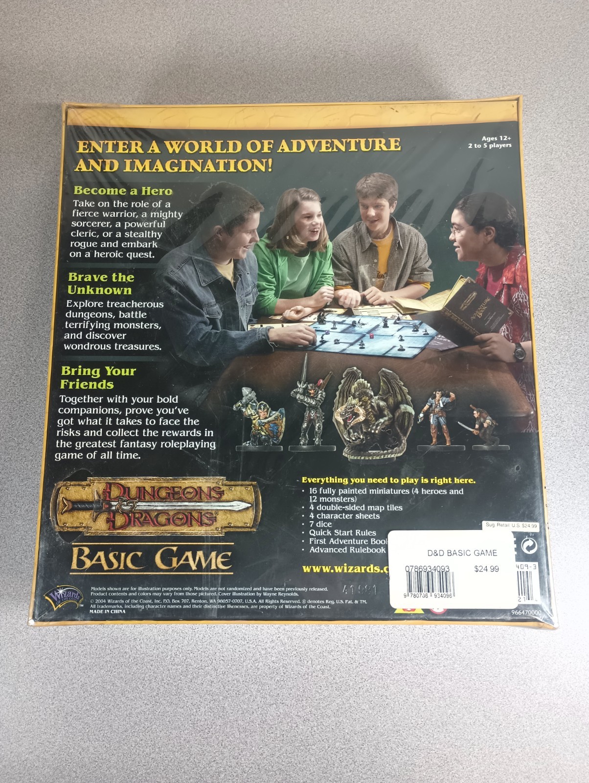 2004 Dungeons And Dragons Basic Board Game (NEW SEALED)