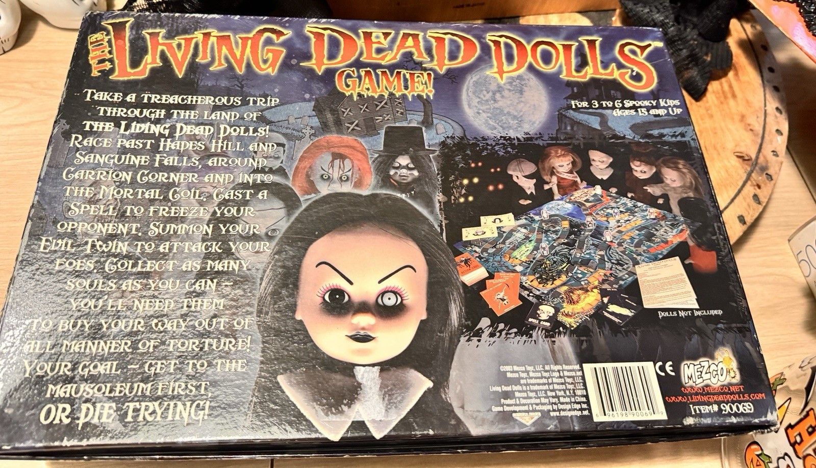 Living Dead Dolls Board Game Halloween Spooky Haunted Rare LDD Goth Y2K