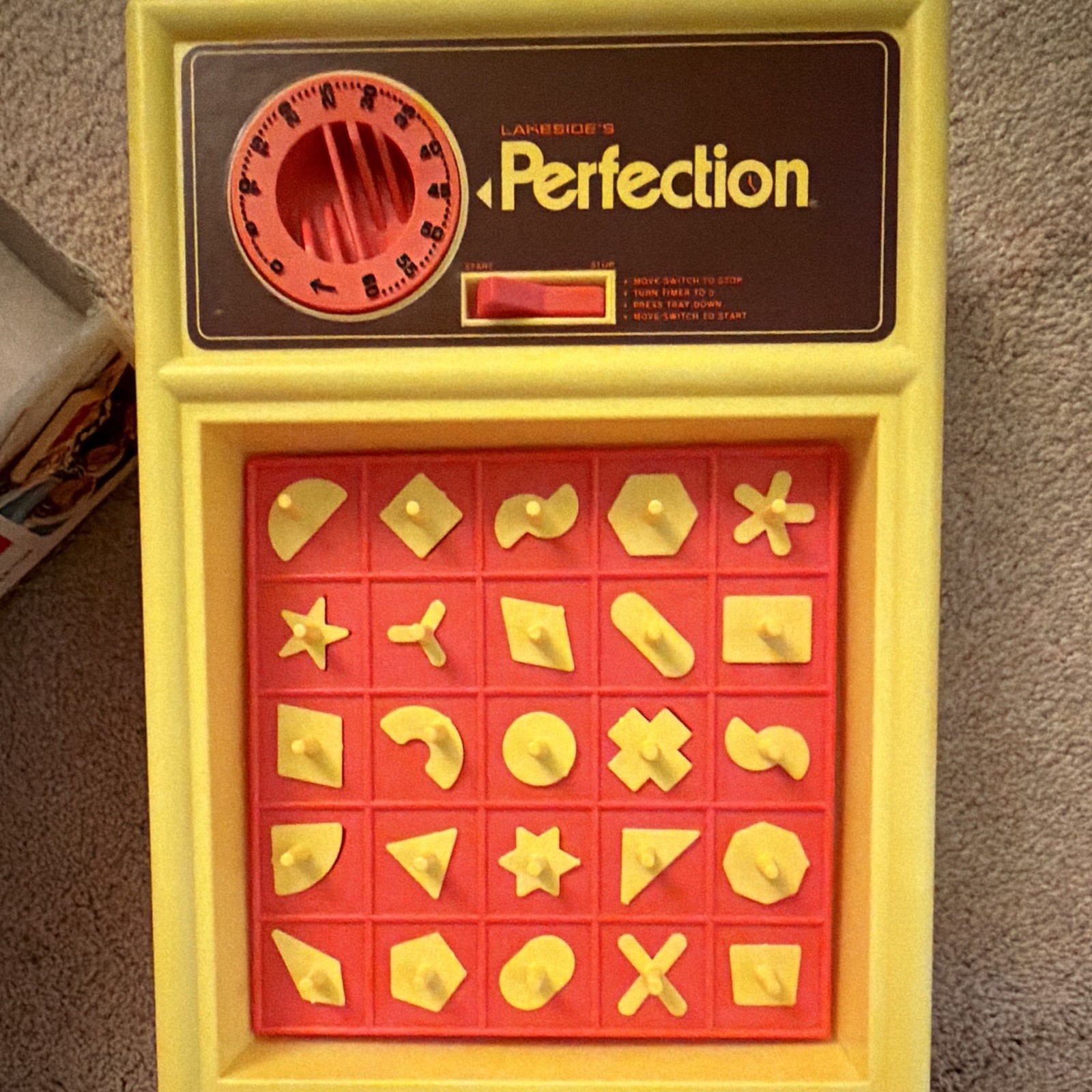 Lakeside Perfection Vintage Skill & Action Shapes Game, 1+ Players, Ages 5+