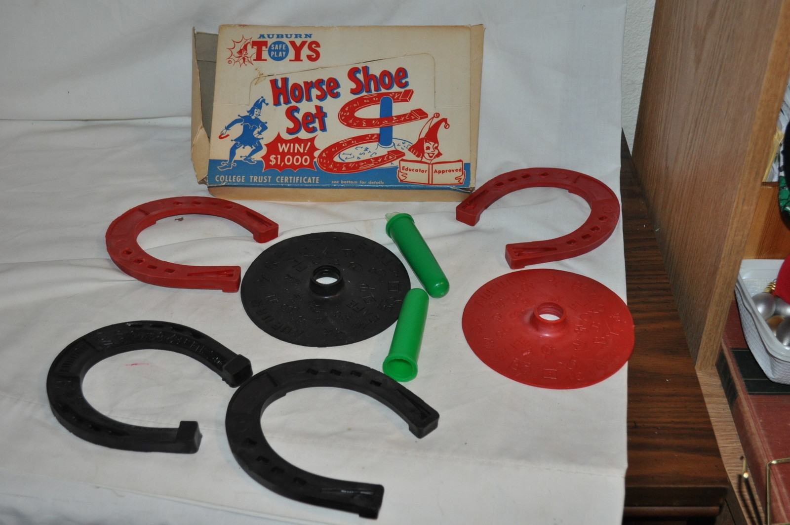 1964 AUBURN WESTERN BRANDED HORSESHOE COMPLETE SET IN BOX VINTAGE USA MADE GAME