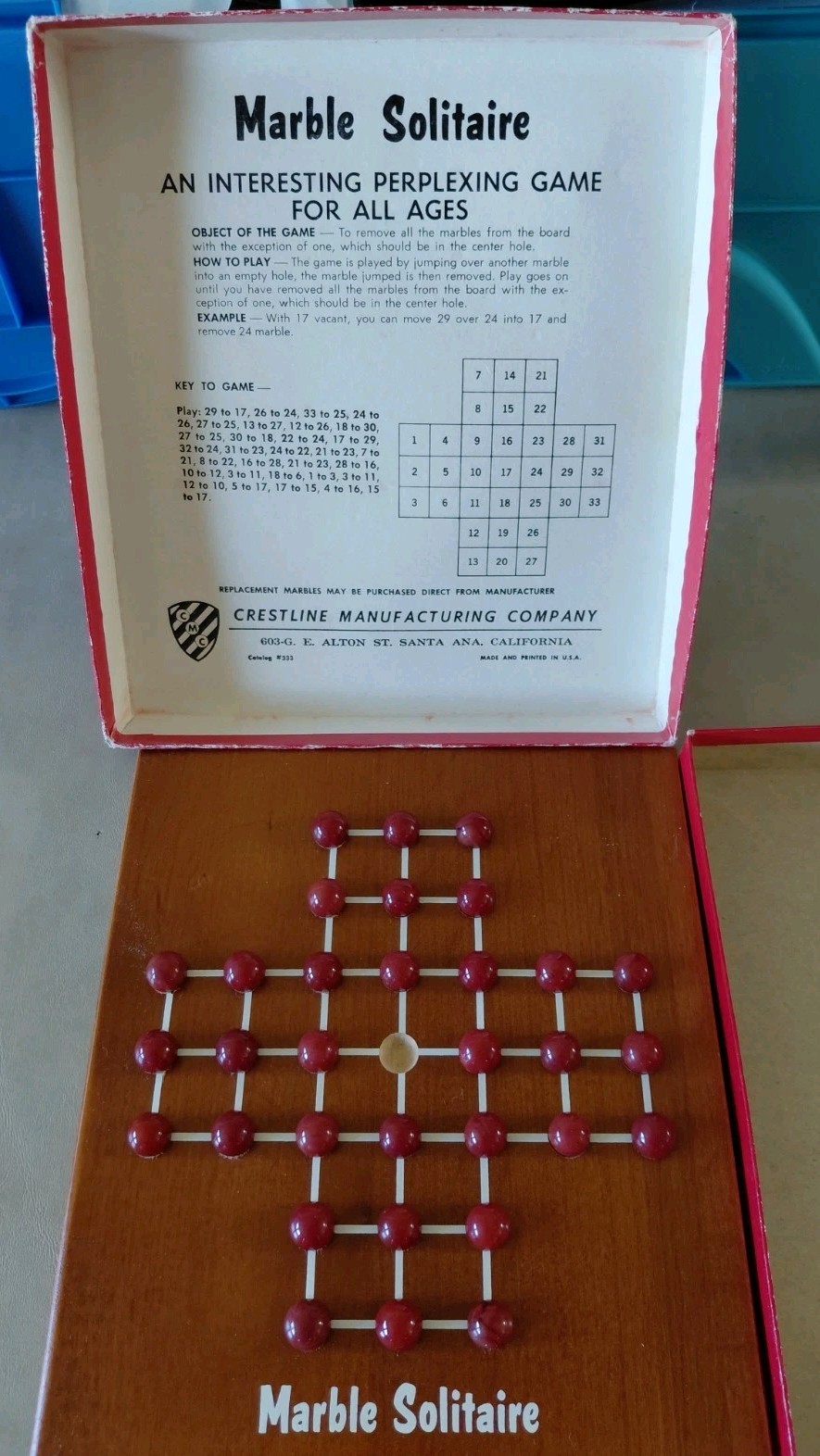 Vintage Marble Solitaire Board Game Crestline Mfg. Co. Great Condition!
