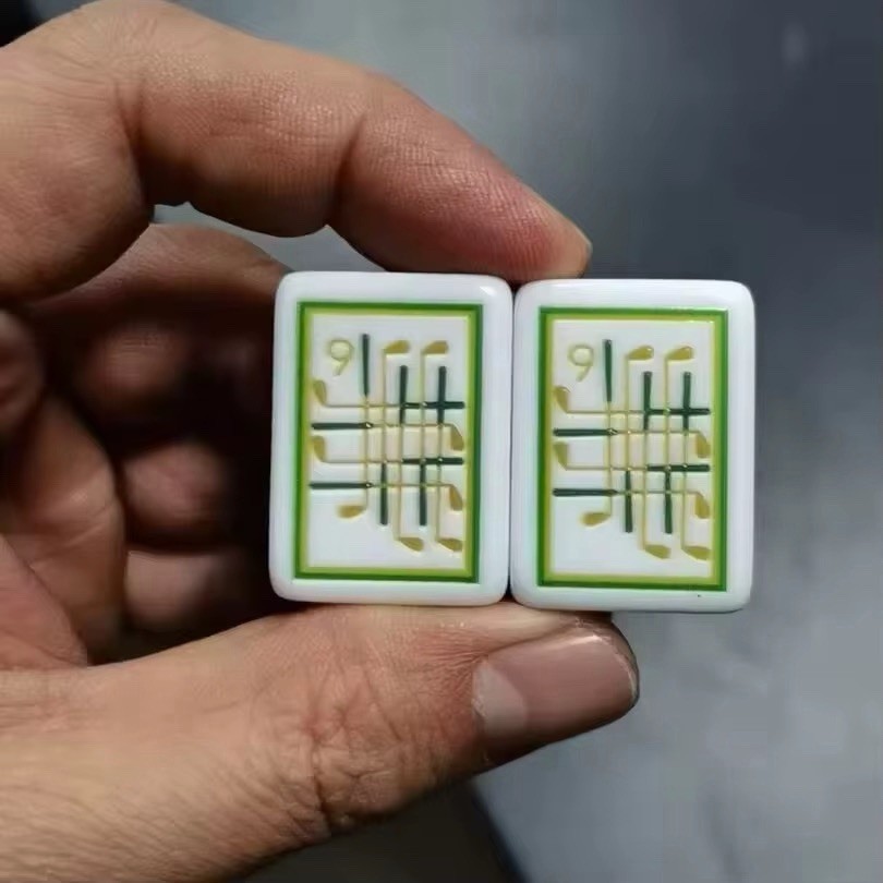 Luxury American Mahjong Set | Green Stripe Tiles + Golf Playing Mat | New
