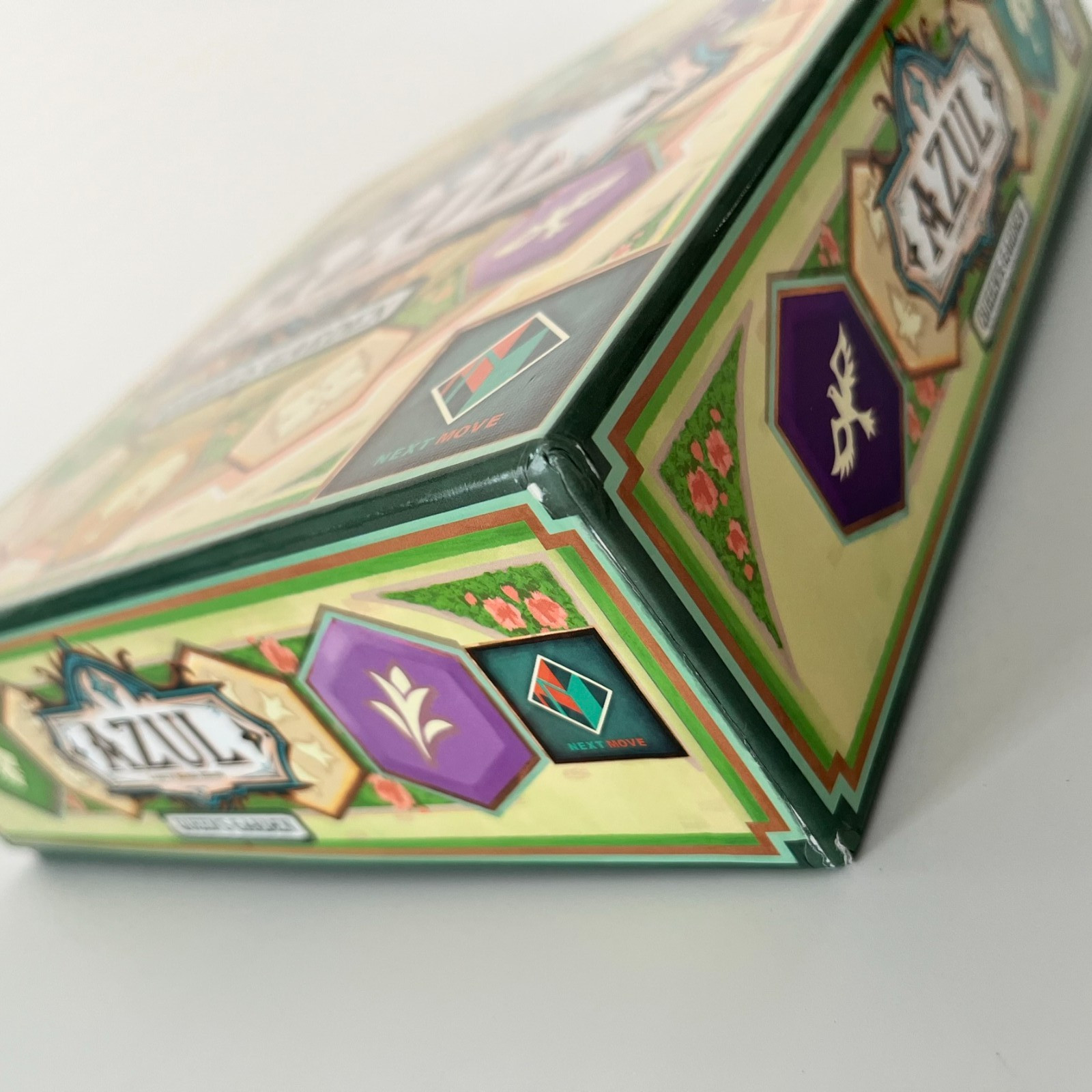 Azul: Queen’s Garden Board Game Next Move / Plan B Games Complete