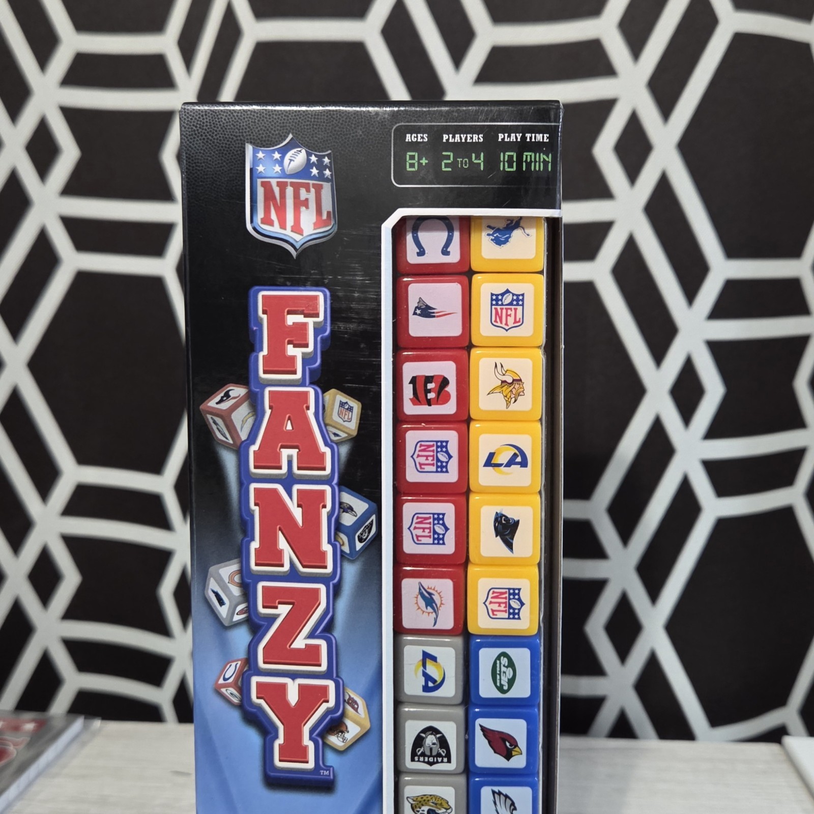 MasterPieces Licensed NFL Fanzy Dice Game “Fun Frenzied Speed Game” NEW