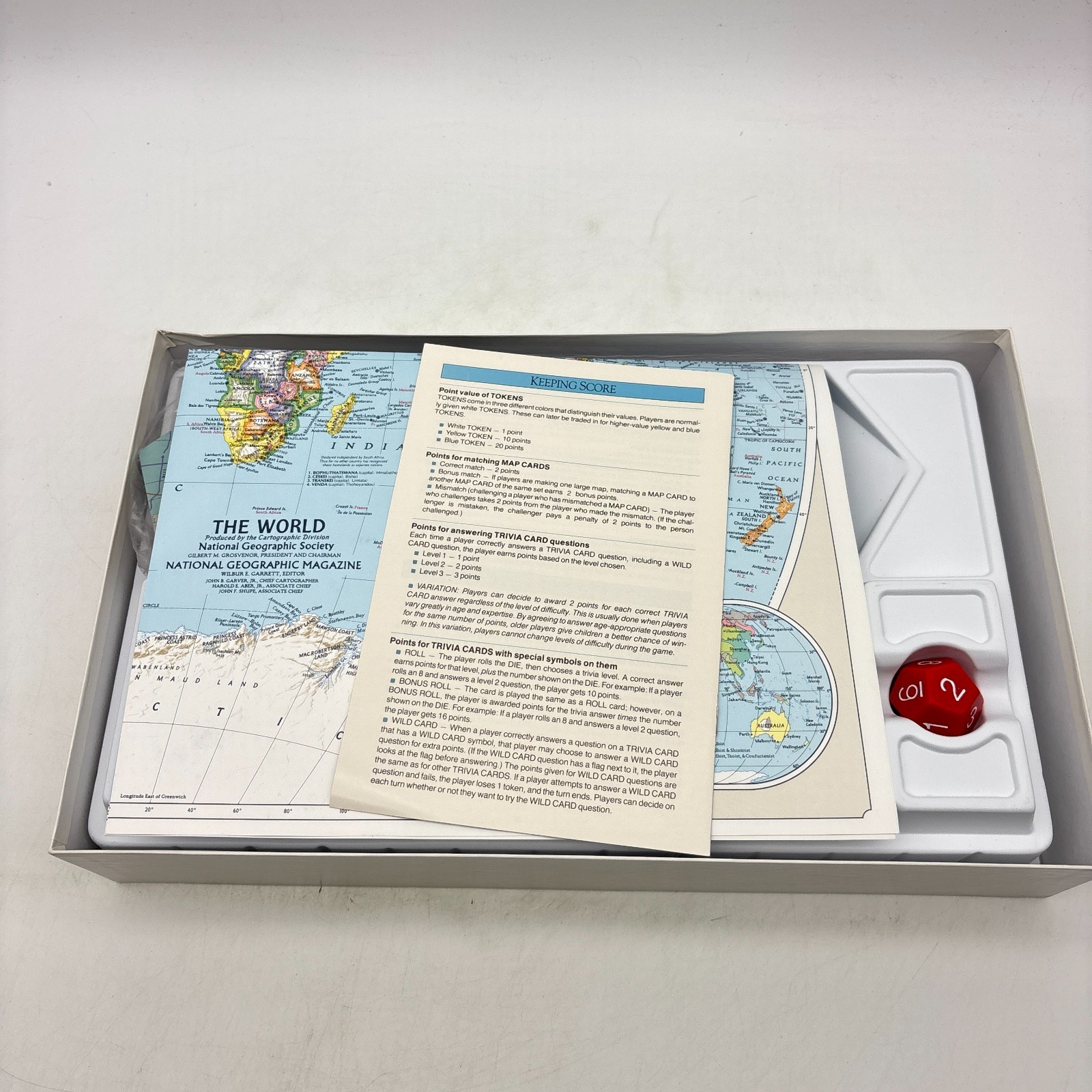 VINTAGE Global Pursuit Board Game COMPLETE National Geographic Society 1987 Map